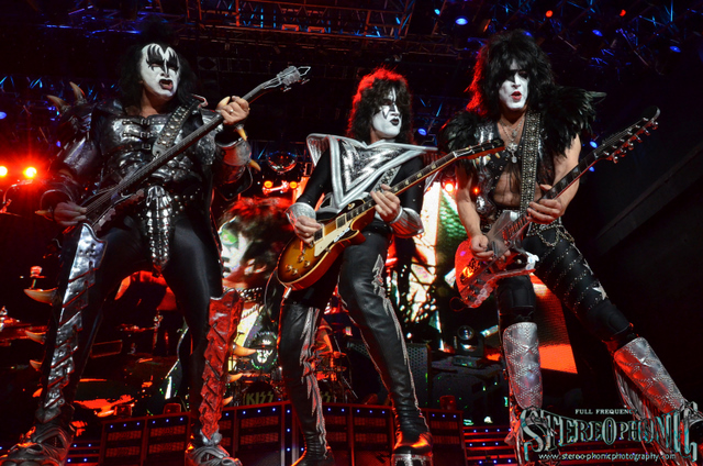 Kiss Motley Crue August 15th Comfort Dental Amphitheatre