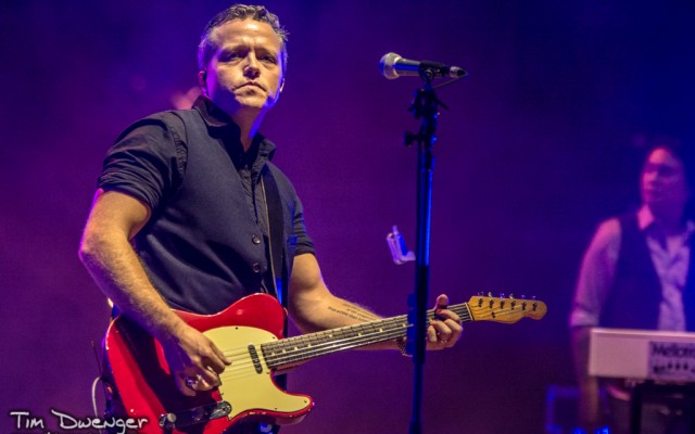 Jason Isbell & The 400 Unit – September 7th – Red Rocks Amphitheatre The rocks filled in quickly last Thursday with a wide variety of fans; there were Country leaning cowboy types, hipsters, buttoned up 9 to 5ers, and more than a small contingent of Punk fans waiting on the second opener Frank Turner to soothe their souls. All in all it was about the perfect night in Morrison and the diverse line-up pleased the masses.